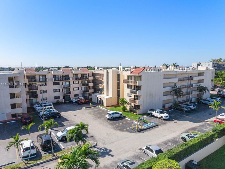 Property Photo: 995 SW 84th Ave 223 FL 33144