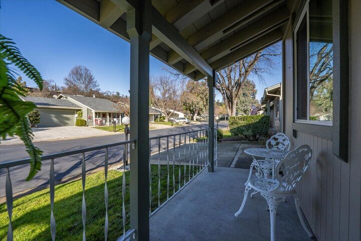 Property Photo:  1833 Del Mar Avenue  CA 96003 