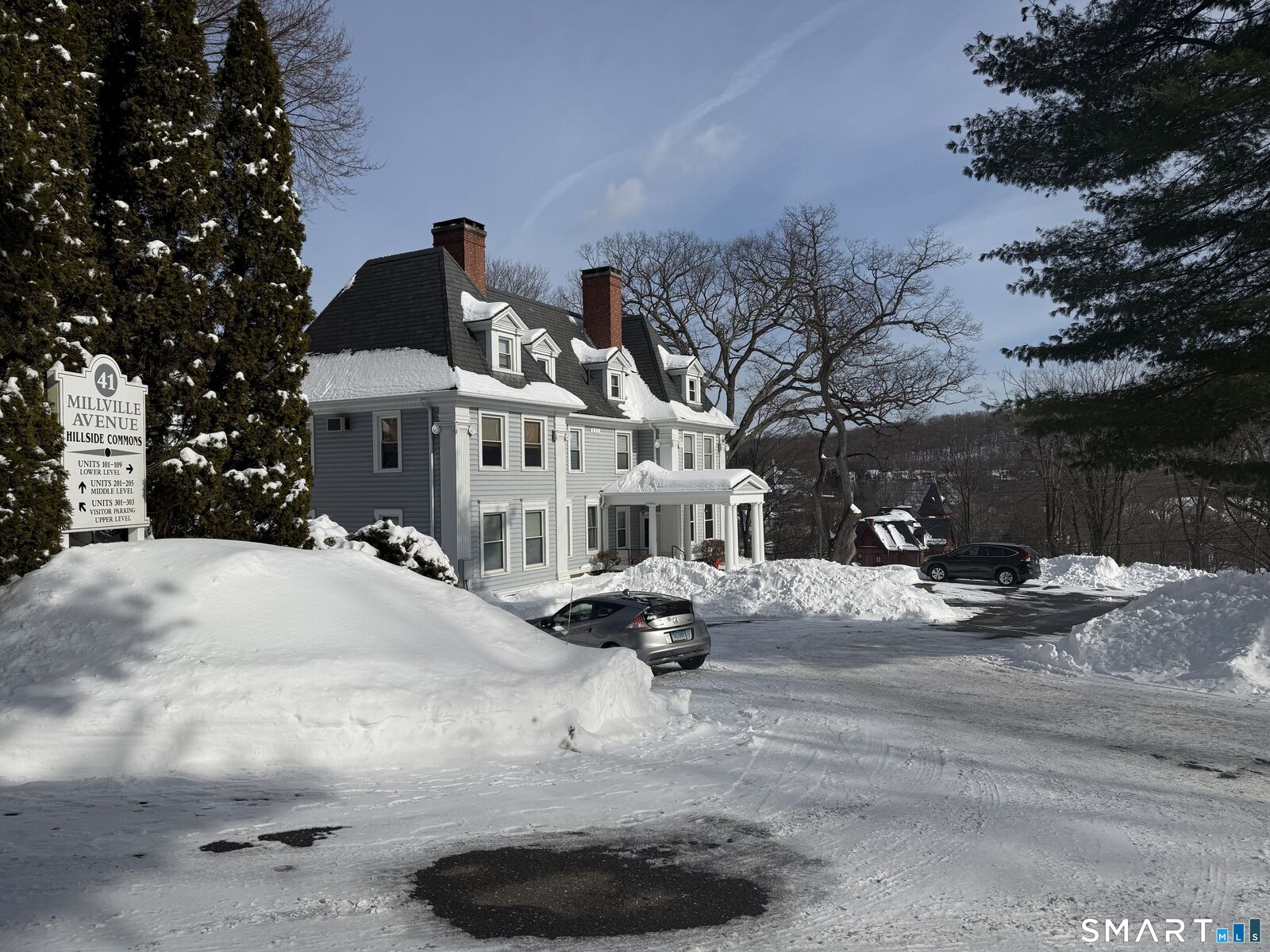 Property Photo:  41 Millville Avenue 201  CT 06770 