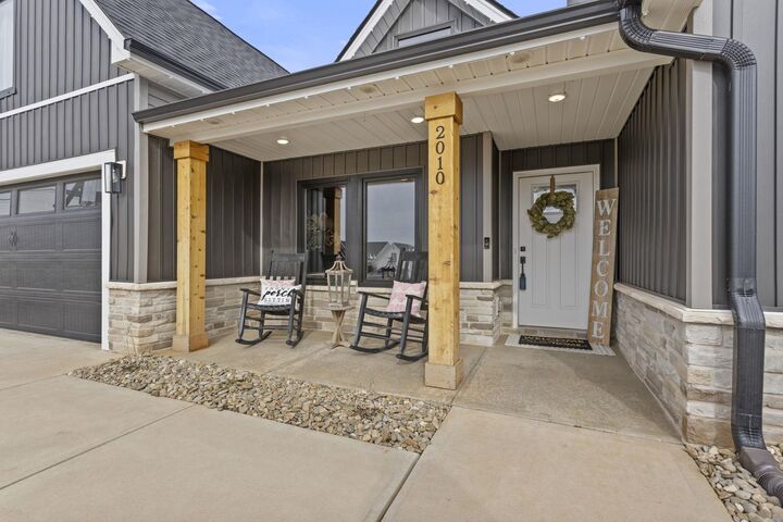 Property Photo:  2010 Meadow Glen Court  SC 29323 