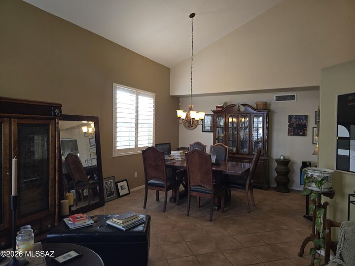 Property Photo: 860 S Lucinda Drive AZ 85748