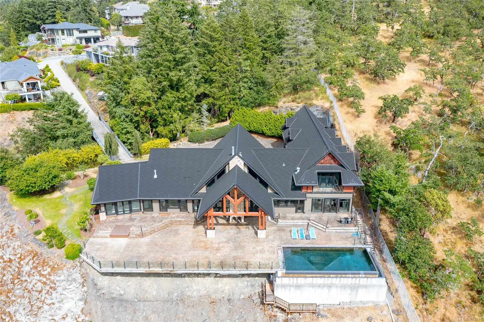 Property Photo:  6222 Lower Chippewa Rd #1  BC V9L 5P8 