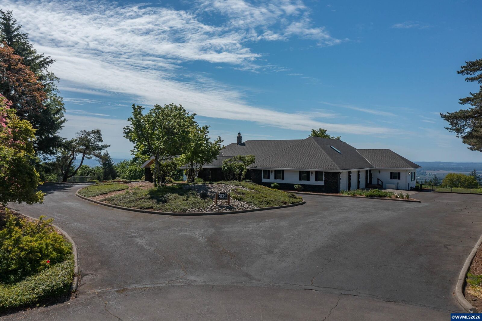 Property Photo:  3794 East Nanitch Cir SE  OR 97306 