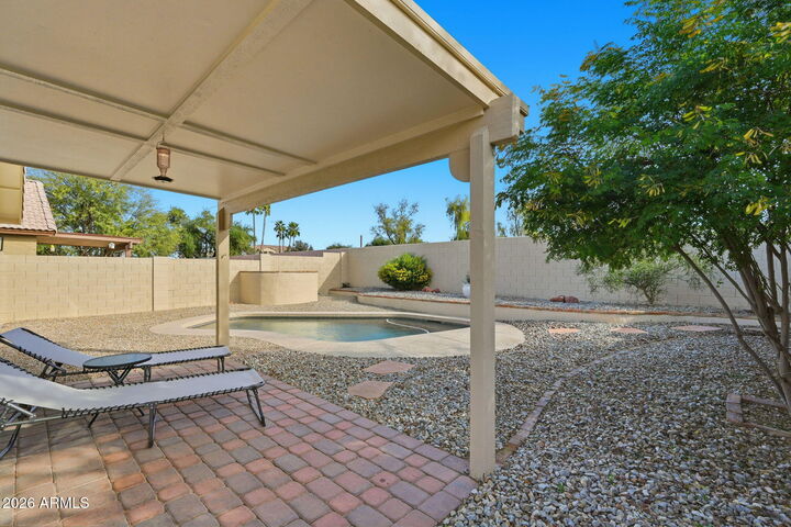 Property Photo:  141 N Del Pueblo Place  AZ 85226 