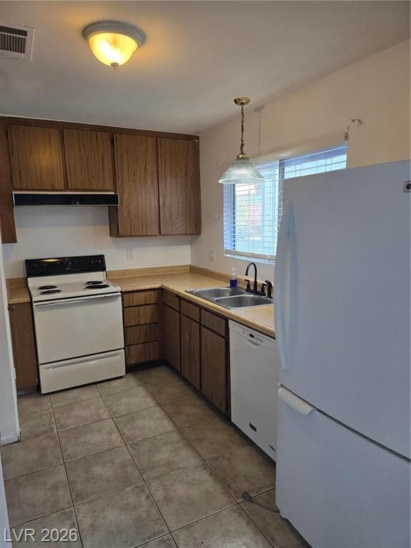 Property Photo:  2320 El Molino Circle  NV 89108 