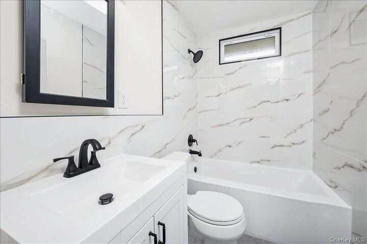 Property Photo:  9 Greenbush Drive  NY 12601 