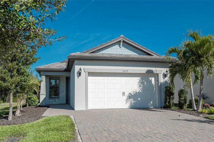 Property Photo:  6252 Winding Pine Drive  FL 34275 