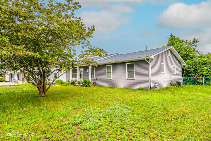 Property Photo:  908 Sarasota Drive  NJ 08731 