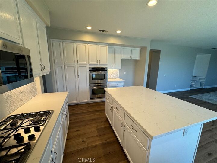Property Photo: 36805 Maxmillian Avenue CA 92563