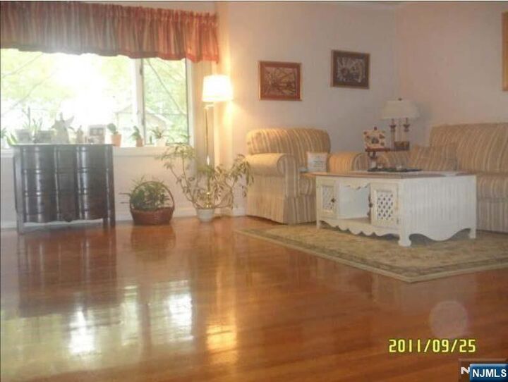 Property Photo:  294 Buttonwood Drive  NJ 07652 