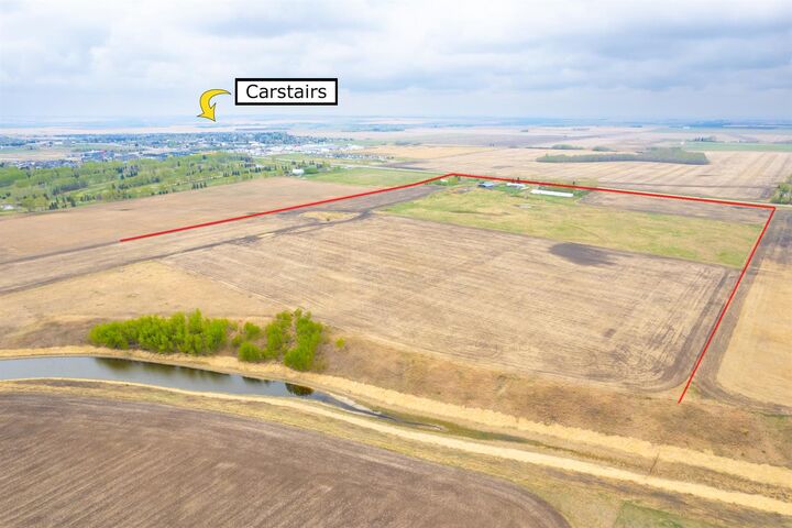 Property Photo: 30319 Highway 2A AB T0M 0N0