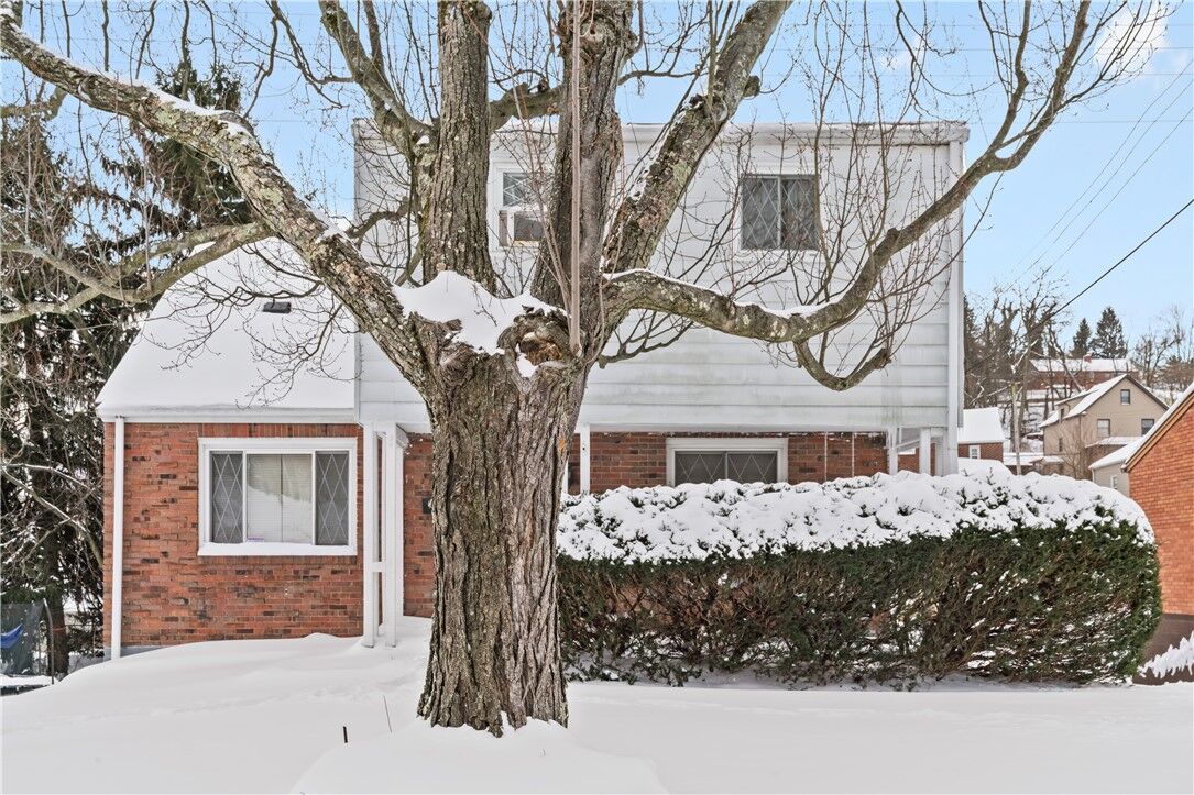 Property Photo:  1034 Elwell Street  PA 15206 