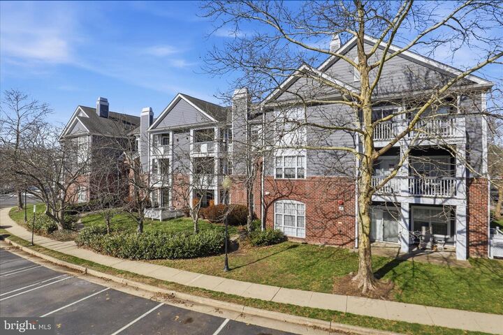 Property Photo:  20332 Beechwood Terrace 300  VA 20147 