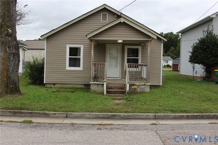 Property Photo: 2304 Raleigh Street VA 23860