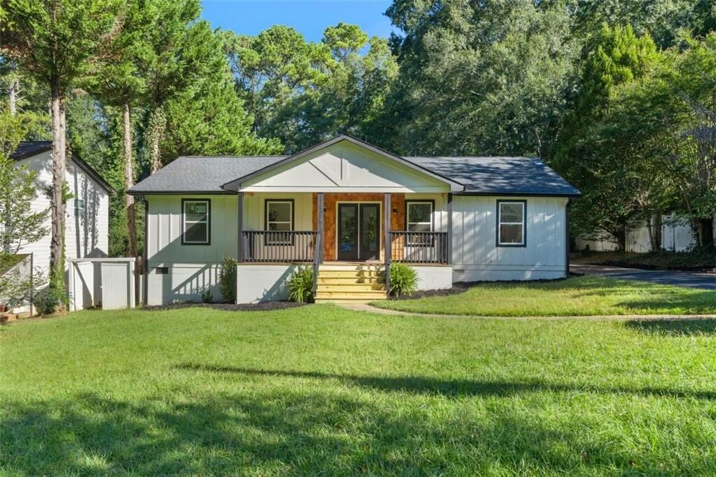 Property Photo:  1705 Beechwood Boulevard  GA 30311 