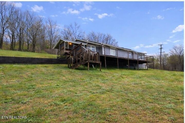 Property Photo:  3002 Highway 61 E  TN 37779 