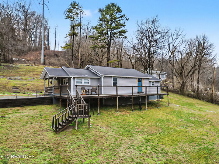 Property Photo: 3002 Highway 61 E TN 37779