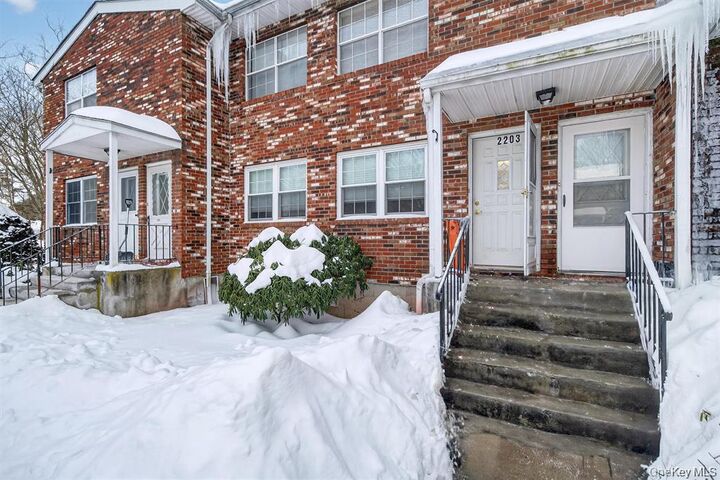 Property Photo: 276 Temple Hill Road 2203 NY 12553