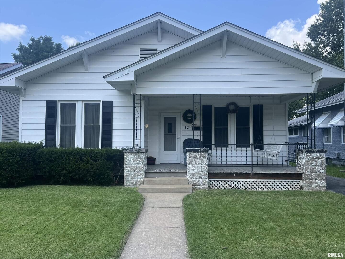 Property Photo: 2124 Spruce Street IL 62966