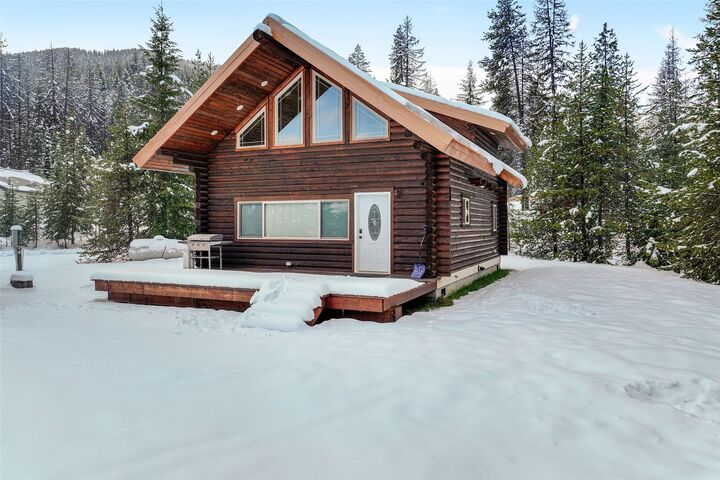 Property Photo:  37 Rudolph Court  MT 59842 