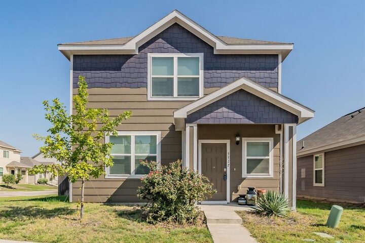 Property Photo:  5517 Willamette Drive  TX 76119 