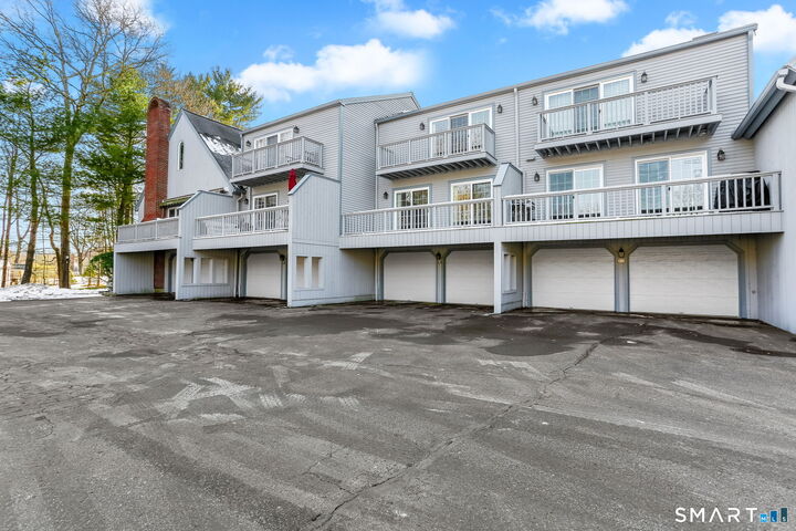 Property Photo:  35 Balmaha Court 35  CT 06825 