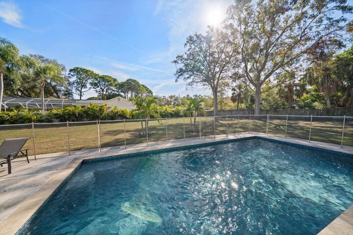 Property Photo:  8227 Denise Drive E  FL 33777 