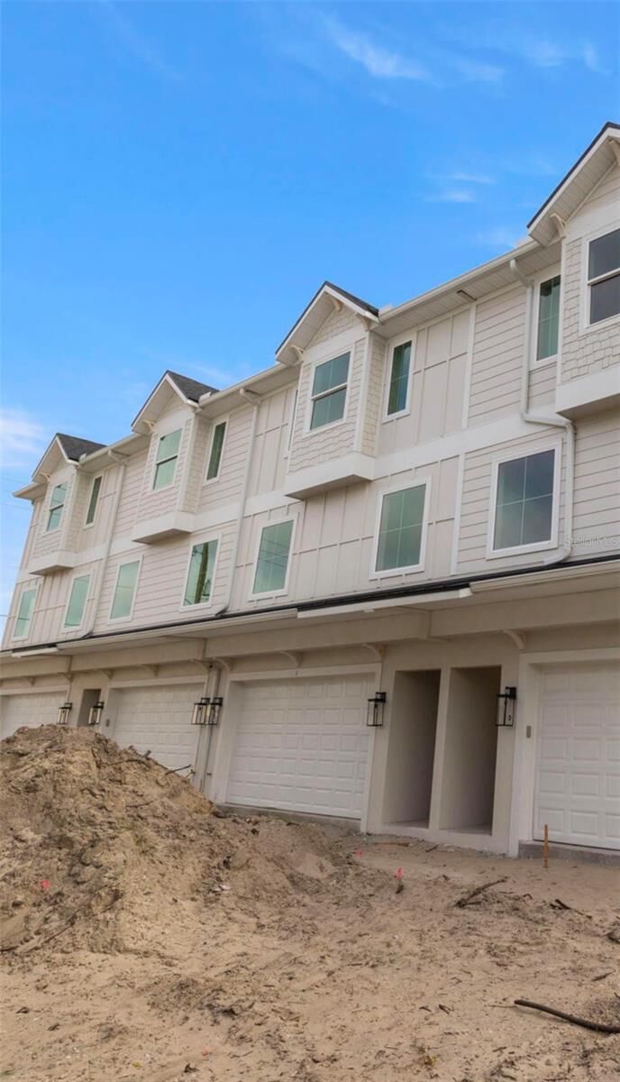 Property Photo:  4208 W Carmen Street B  FL 33609 