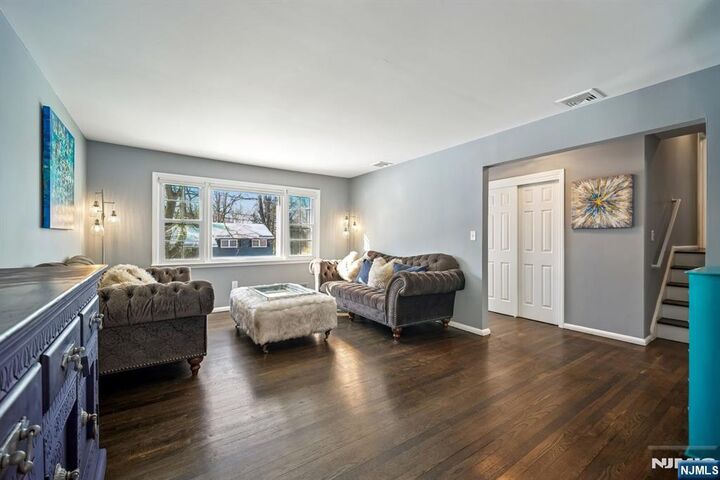 Property Photo:  16 Windsor Drive  NJ 07656 