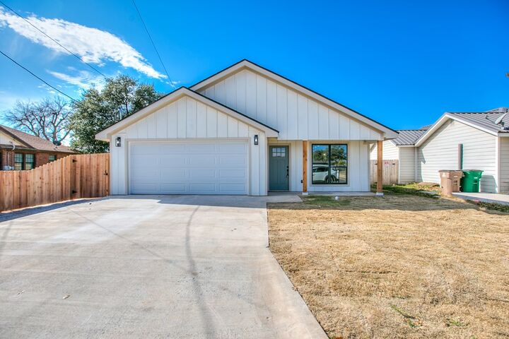 Property Photo:  2801 Bowie St  TX 76901 