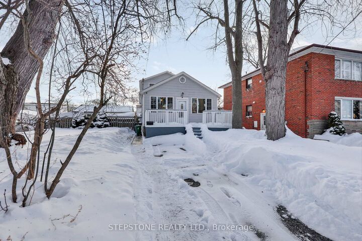 Property Photo: 56 41st Street W ON M8W 3N6