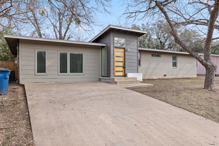 Property Photo:  11907 Pollyanna Avenue  TX 78753 