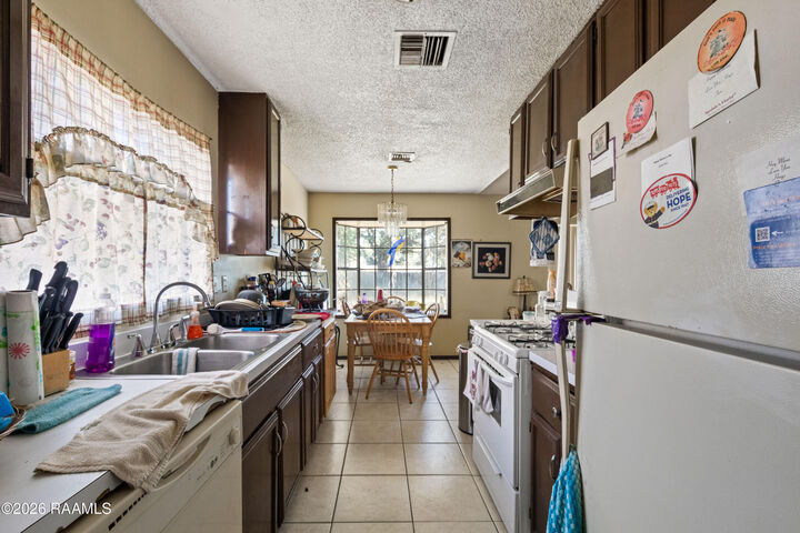 Property Photo:  104 Plaza Village Drive  LA 70506 
