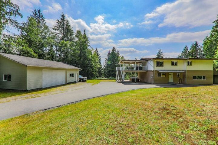 Property Photo: 23215 141 Avenue BC V4R 2R4