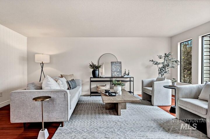 Property Photo:  2934 N Mountain Road  ID 83702 