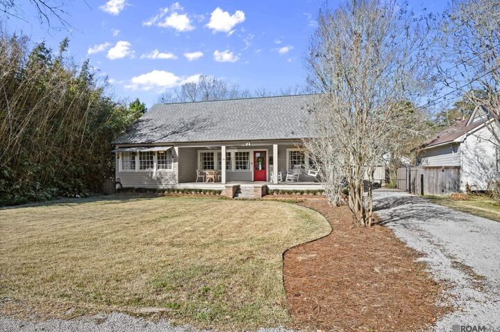 Property Photo:  1637 Cloverdale Ave  LA 70808 