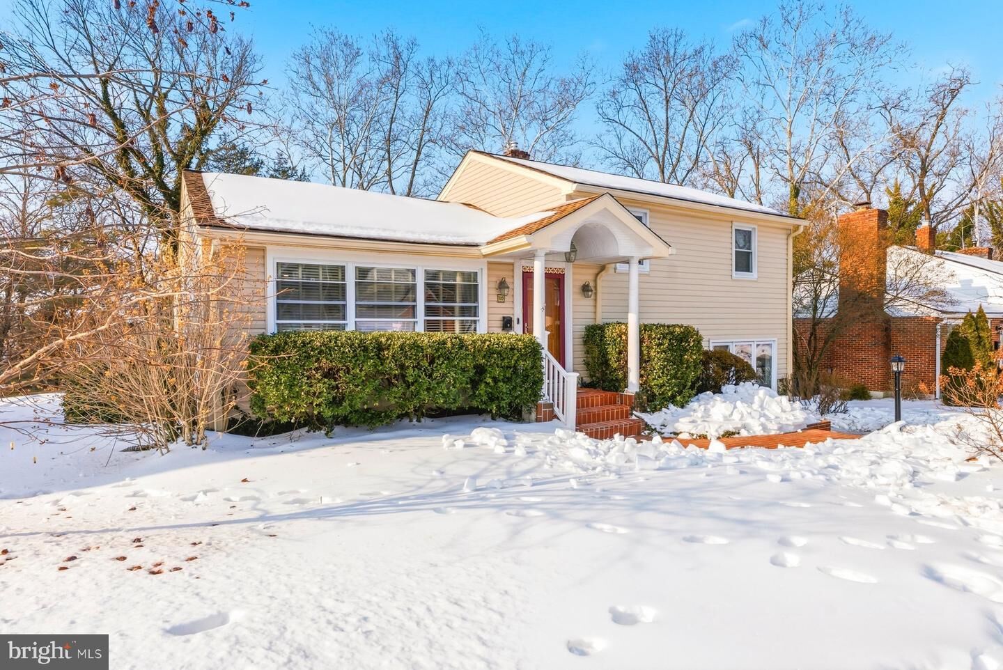 Property Photo: 109 Ridgefield Road MD 21093