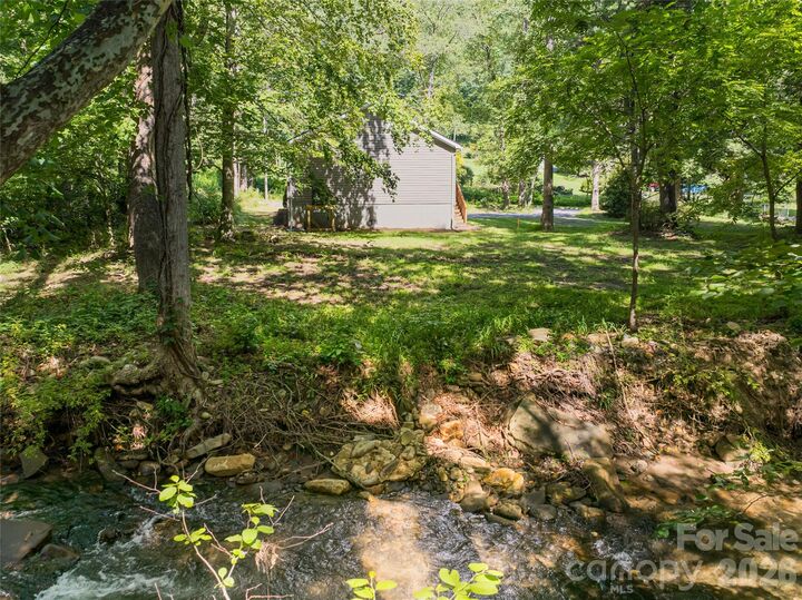 Property Photo:  321 Flat Creek Road  NC 28711 