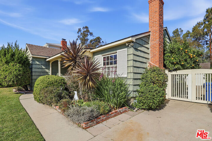 Property Photo:  6033 W 74th St  CA 90045 