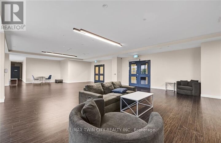Property Photo:  128 King Street 807  ON N2J 0E9 