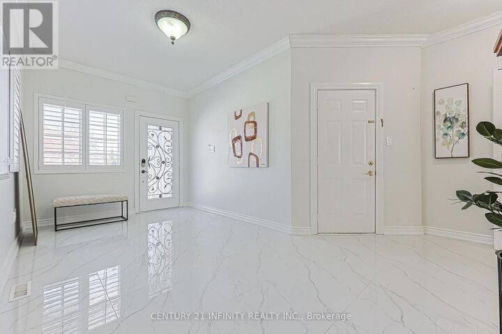 Property Photo:  31 Gloria Crescent  ON L1P 1V4 