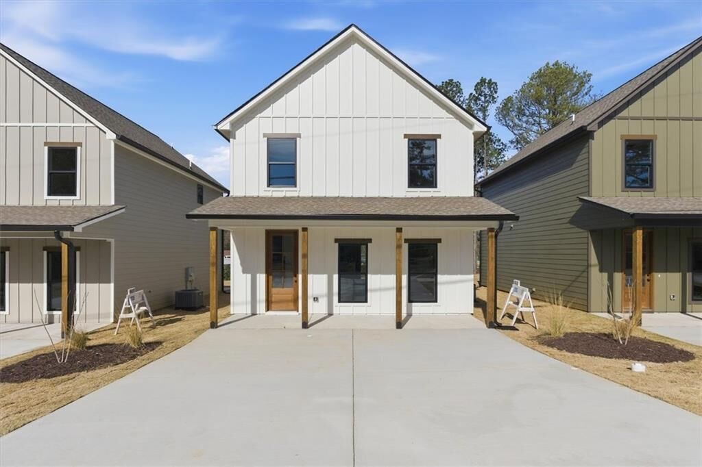 Property Photo:  103 Carroll Circle  GA 30117 