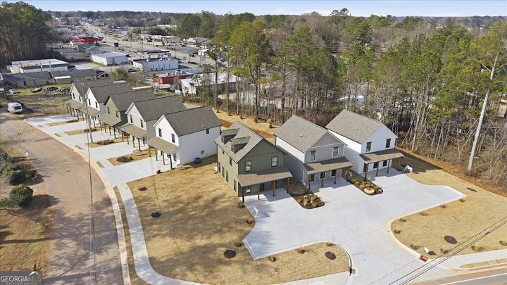 Property Photo:  101 Carroll Circle  GA 30117 