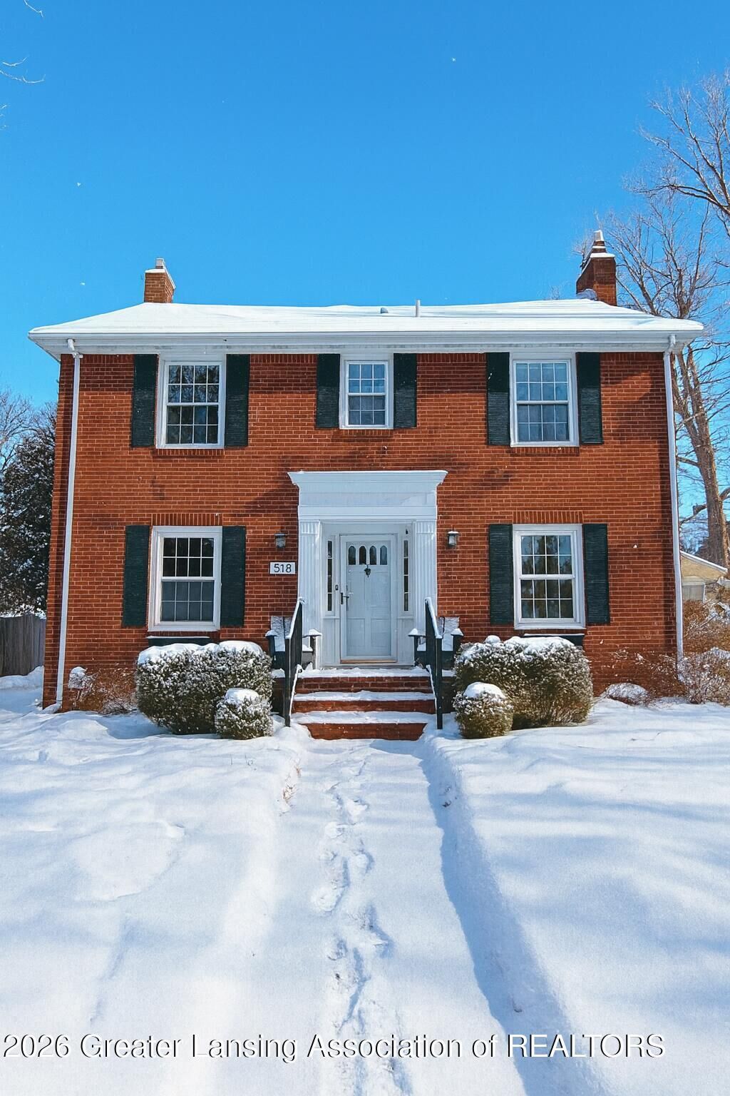 Property Photo:  518 E Oakwood Drive  MI 48823 