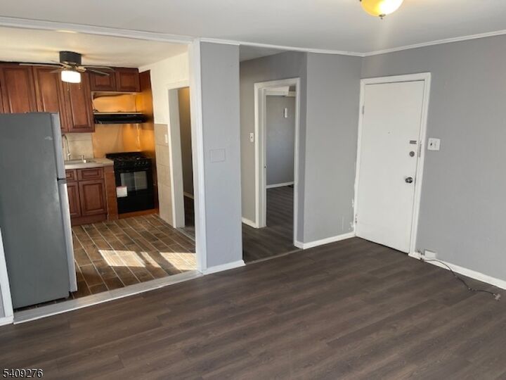 Property Photo:  1112 Rivington St  NJ 07203 