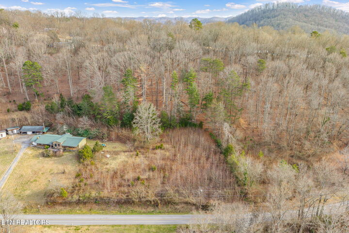 Property Photo:  2410 Sugar Grove Valley Rd  TN 37748 