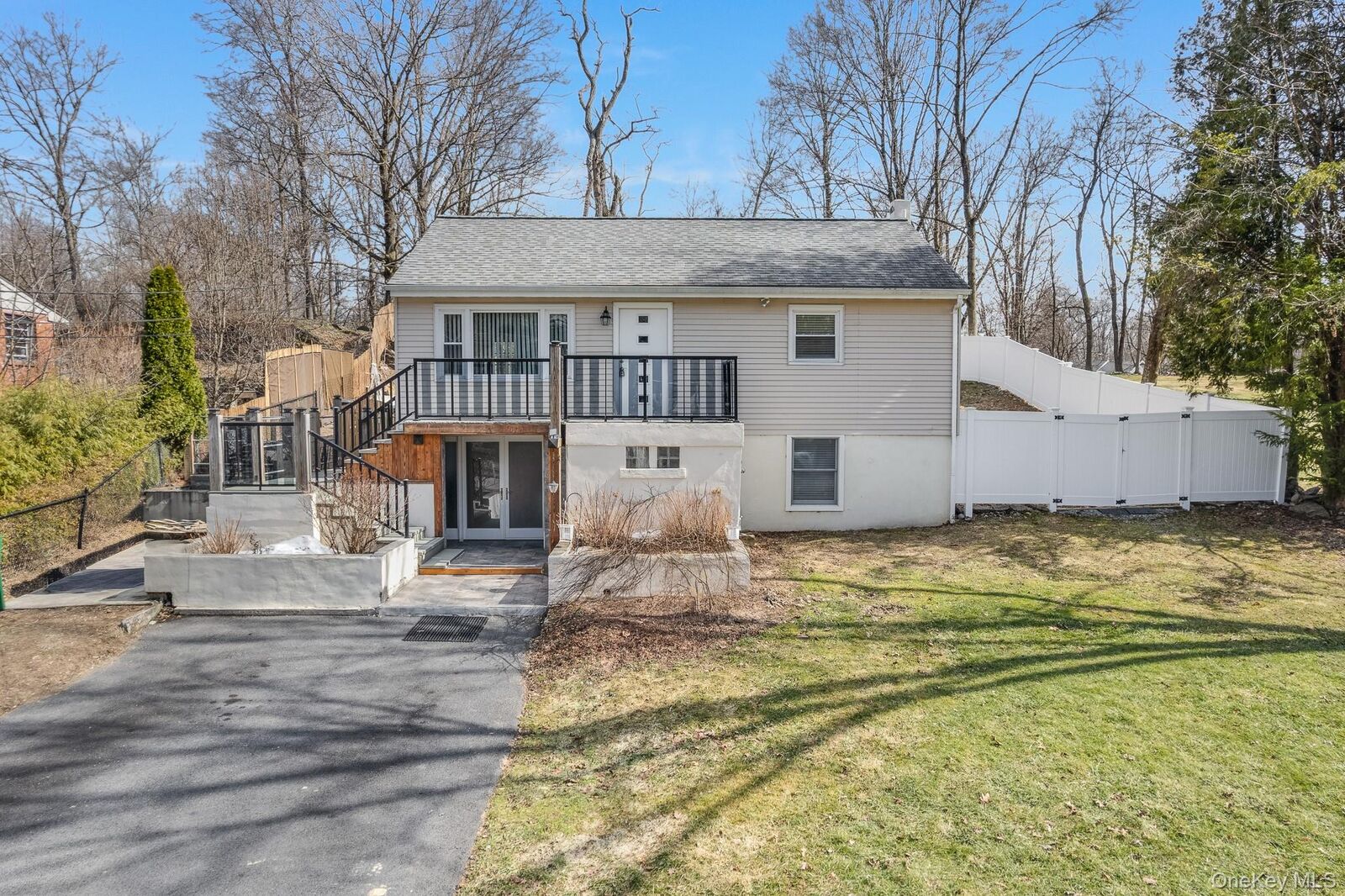 Property Photo:  10 Marlorville Road  NY 12590 