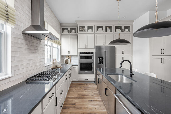 Property Photo: 731 E North Street IN 46202