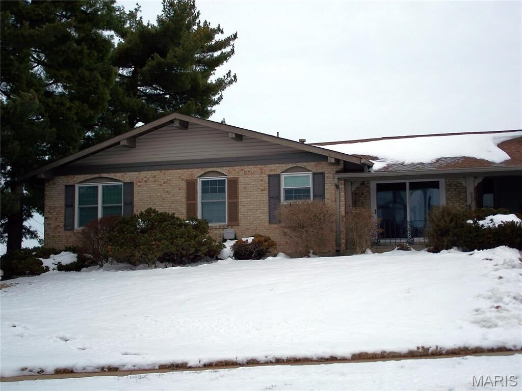 Property Photo:  3145 Leisurewood Court A  MO 63033 
