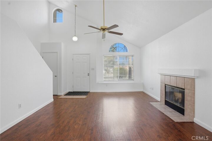 Property Photo: 10703 Petalo Drive CA 93311